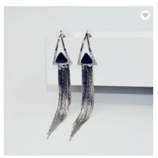 China Long Charming Earring for Womens /Girls Vintage Triangle Tassel Stud Earrings Faux Suede Fabri Dangling Hangings Earrings Hersteller