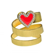 China New Spiral Bracelet Fashion Gold Plated bangle Woman Fashion Accessories Beautiful with charm heart New Model Bangles manufacturer