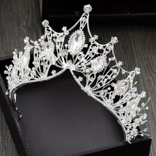 China New professional manufacturing exquisite bridal jewelry crown luxury rhinestone half circle pearl cake crown manufacturer