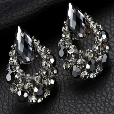 China Retro European Style Zinc Alloy Stud Earrings Manufacturer in China Hersteller