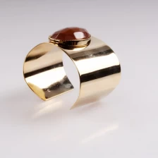 China Smooth Wide Cuff Alloy Bangle Bracelet for Women Punk Bangle for Party Accessories Hersteller