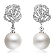 porcelana Vintage Pearl Earrings for Women Flower Drop Silver Pearl Dangle Earrings 10mm Wedding Jewelry fabricante