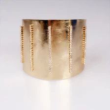 China Wholesale Fashion Jewelry 18k Gold Plated Bangles Latest Design Copper Bracelets Bangle manufacturer