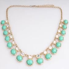porcelana Venta al por mayor lindo turquesa gargantilla aleación collar de oro de la cadena de resina de colores gargantilla joyería hecha en China fabricante