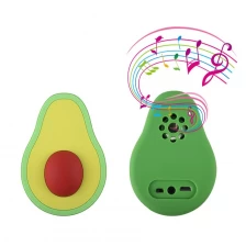 China Kundenspezifische 2D Frucht Avocado geformte Silikon PVC Bluetooth drahtlose Lautsprecher Hersteller