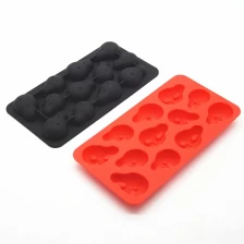 China 3D Flexible Silicone Ice Tray, BPA Free 12 Cavity Screaming Skull Silicone Ice Cube Tray Mold Maker manufacturer