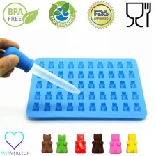 China 50 Cavity Gummy Bear Maker BPA Gratis Silicone Gummy Bear Candy Mould With Droppers fabrikant