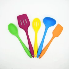 Çin Amazon sıcak FDA çok renkli Isıya dayanıklı silikon mutfak eşyaları, silikon mutfak aletleri-set 5 üretici firma