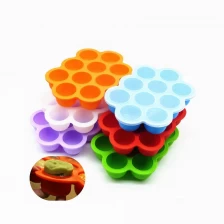 China Best Homemade 100% FDA Food Grade Silicone Baby Food Freezer Tray Met Clip-on Lid fabrikant