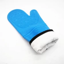 中国 超长的专业硅胶手套与棉衬里，1对热保护烹饪手套 制造商