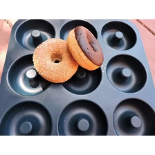 중국 공장 직접 9 캐비티 프리미엄 실리콘 도넛 베이글 금형, 도넛 베이킹 금형 도매 제조업체