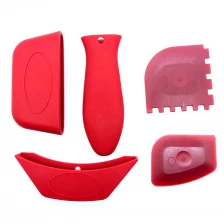 China Factory Supply Plastic Grill Pan Scraper Silicone Hot Handle Holder Silicone Hot Pot Holder for Cast Iron Frying Pans manufacturer