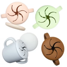 China Magnetron Veilig Spill Proof Kids Snack Cup Herbruikbare Baby Snack Cup Onbreekbare Siliconen Snack Cup Kom met Deksel fabrikant