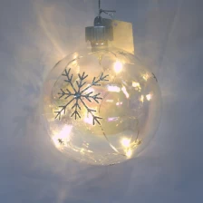 الصين 3.25" New Type Glass Xmas Ball With Led Lights الصانع