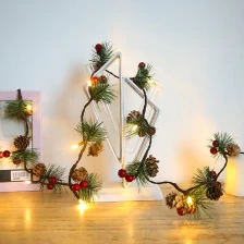 Cina Creative decorative pine needle small berry led copper lamp string christmas light pine cones produttore