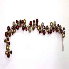 Cina Decorative Shatterproof Plastic Christmas Ball Garland produttore