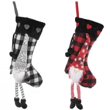 Chiny Hanging xmas tree ornaments decor plush candy gift bags santa knit christmas stocking producent