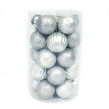 China Verkoopbaar goedkope veelkleurige Xmas plastic bal fabrikant