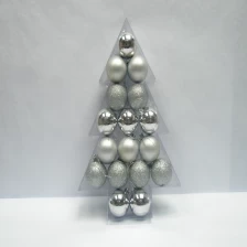Chine Arbre de forme mixé finition boule de Noël fabricant