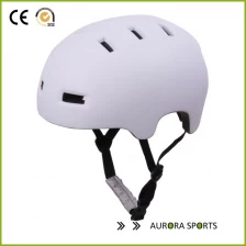 Chine CE patin multifonctionnel approuvé une bonne ventilation de planche à roulettes personnalisée casque fabricant
