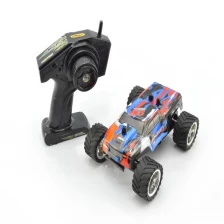 China 01:20 2.4GHz 4CH RC High Speed ​​Racing Car fabrikant