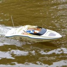 China Hélice RC Speed ​​Boat For Children SD 00304520 fabricante