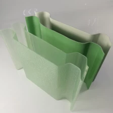 porcelana China Hoja de techumbre acanalada reforzada del vidrio FRP del polímero de la fibra del precio bajo Fabricantes fabricante