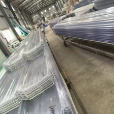 Chine Feuille de toiture en plastique renforcée de fibre de verre renforcée par fibre de verre plate et ondulée transparente claire à vendre fabricant