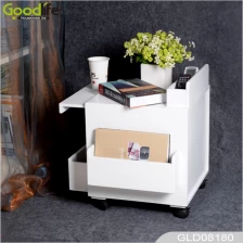 porcelana Multi-function table with wheeled body, foldable panel and magazine holder GLD08180 fabricante
