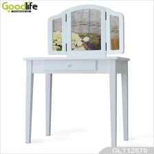 Cina New arrival wood dressing table with 3 foldable mirrors GLT12879 produttore