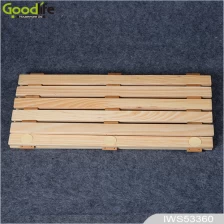 Chiny teak wood non slip bath mat IWS53360 producent