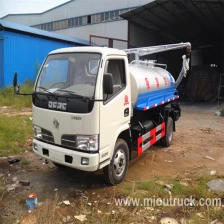 China China Dongfeng 5000 liter DLK 4 * 2 trak sedutan tahi berkualiti untuk dijual pengilang