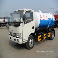 الصين China Leading Brand  Dongfeng 4x2  tanker vacuum sewage suction truck الصانع