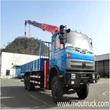 Tsina Dongfeng 153 series 245HP 6 × 4 truck crane DFE5258JSQF Manufacturer