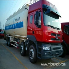 China Dongfeng 375 horsepower 8 x4 powder material truck pengilang