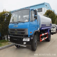 중국 동풍 × 2 15000L 물 탱커 트럭 제조업체