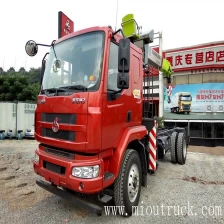 China Dongfeng Liuqi ChenglongM3 108hp 4 * 2 trak kren pengilang