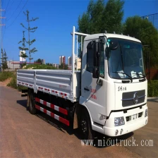 중국 동풍 천진 140hp 4X2의 7.1m 물류 트럭 제조업체