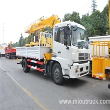 Tsina Famous  Dongfeng 4x2 truck mounted crane hydraulic truck crane china supplier Manufacturer