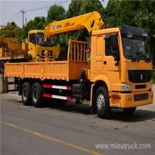 China Fornecedor de china HOWO 6x4 caminhão guindaste montado com boa qualidade para venda fabricante