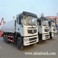 China capacidade de volume do DongFeng 6 x 4 água caminhão 20 m ³ fabricante
