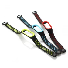 China CBXM359 Trendybay Multi-hole Breathable Silicone Watch Strap For Xiaomi Band 3 manufacturer