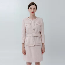 Chine Veste sans col style Chanel pour femme avec ceinture fabricant