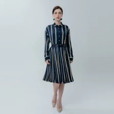 中国 女装条纹裙配带皮带 制造商