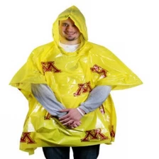 China PE Waterproof Slicker With Logo in the Whole Body manufacturer