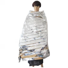 China Waterproof Portable Emergency Blanket in Silver manufacturer