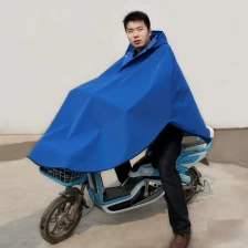 China Wear resistant and Ecofreindly Colorful Rain Poncho in Purple manufacturer