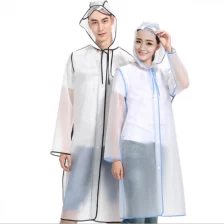 中国 Promotional Adult both sexes transparent raincoat durable polyethylene custom raincoat EVA rain wear メーカー