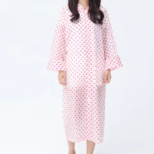 中国 Wholesale high quality Pink dot waterproof Outdoor travel mountaineering non-disposable raincoat thickened adult EVA raincoat メーカー