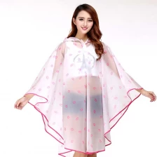 中国 high quality Promotional outdoor travel waterproof rubber rain coat custom logo rain coat with hood fashion rain poncho メーカー